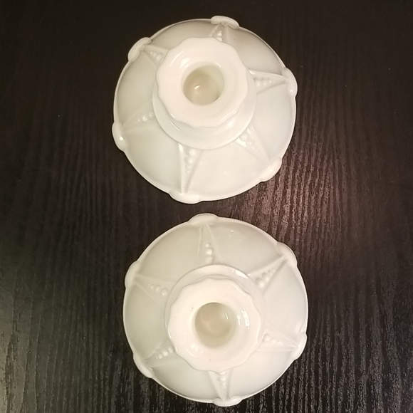 Oyster & Pearl Vitrock candle holders - Picture 3 of 8